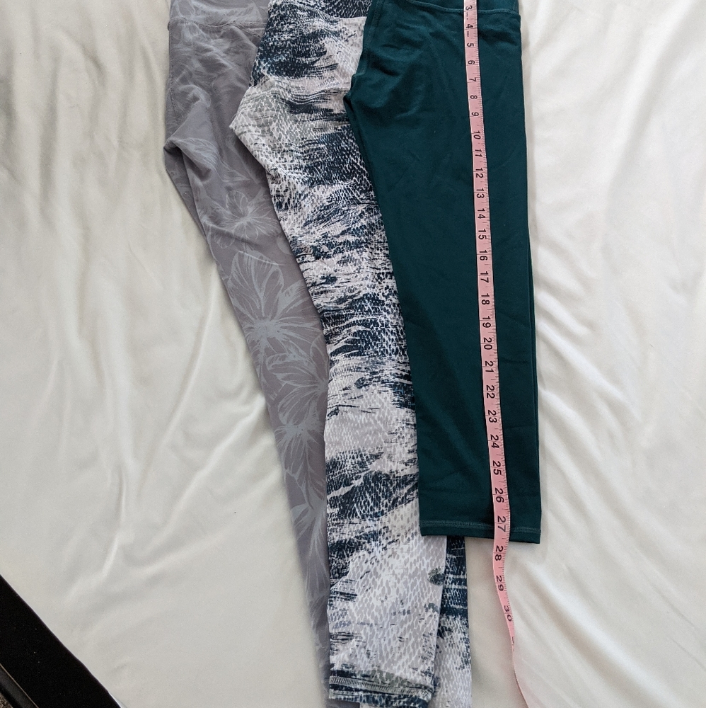 Lot of 3 Fabletics leggings, 2 full length 1 capri